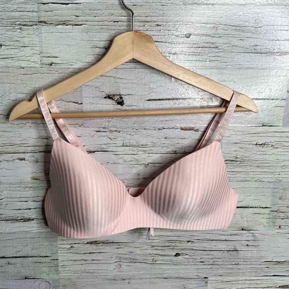 Victoria Secret Tee Shirt Lightly Lined Wireless Bra pink striped 36C
